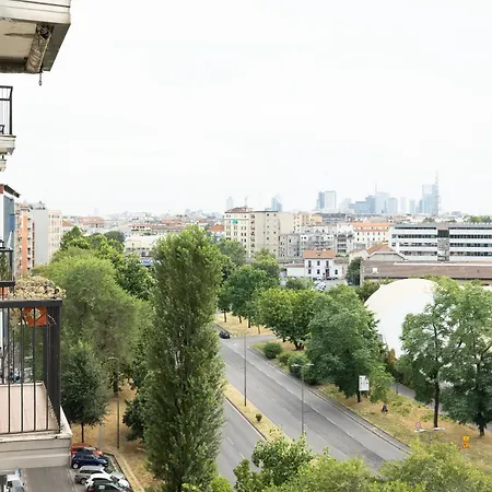 Guesthost - Mm2 Udine - Lovely 아파트 밀라노